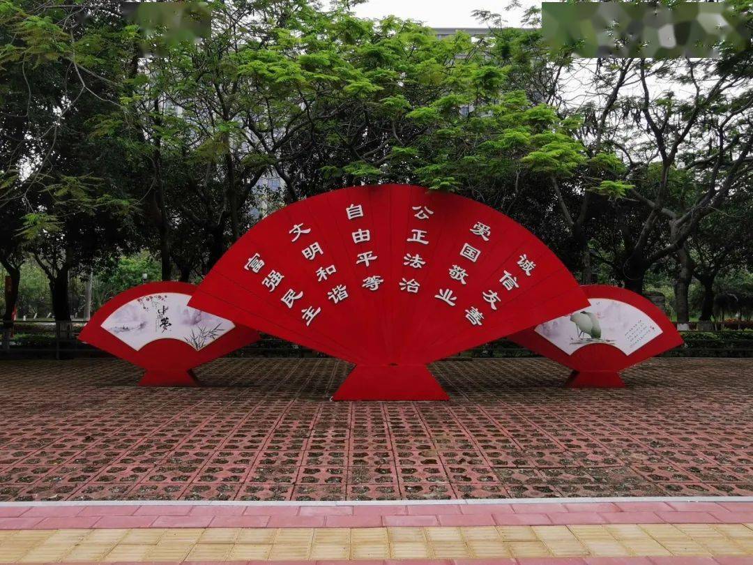 景观小品扮靓街头 文明之花开满惠安