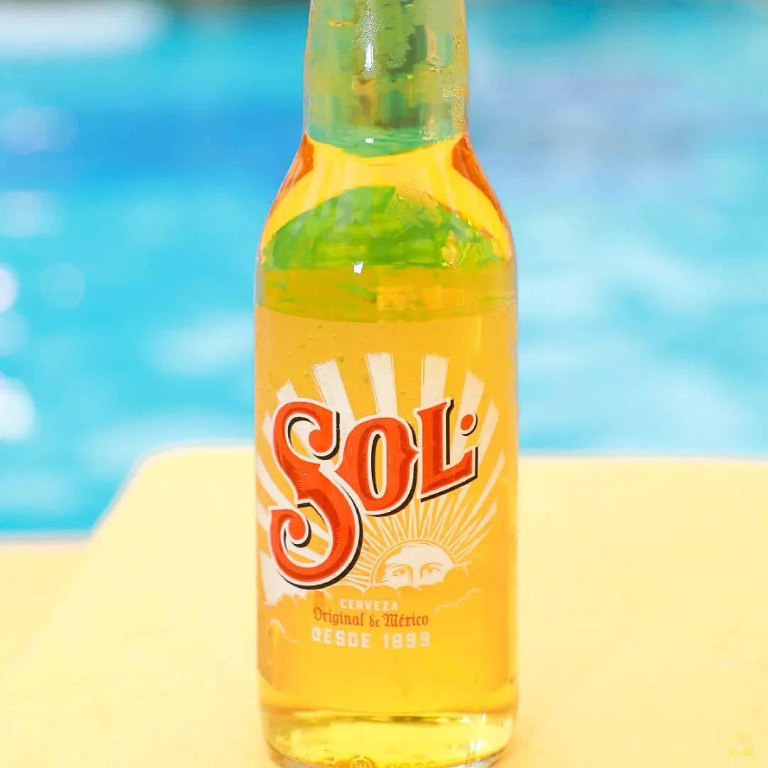 今年夏天的时髦都是ta给的