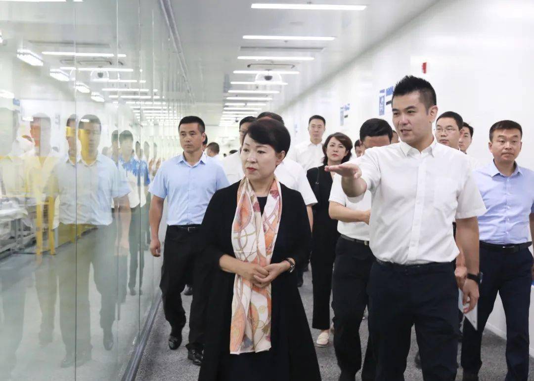 正泰新能源杭州智能工厂获呼和浩特市委书记一行高度评价