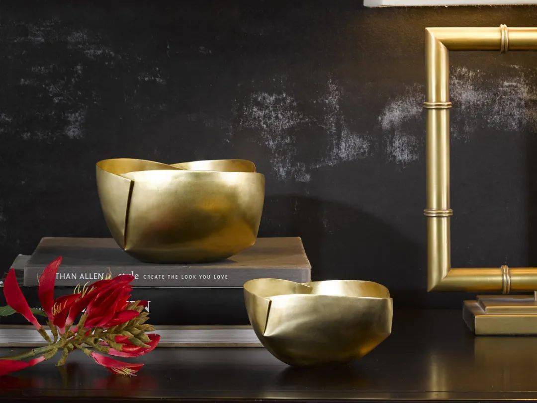 new丨 黄铜质感下的光影魅力_灯具