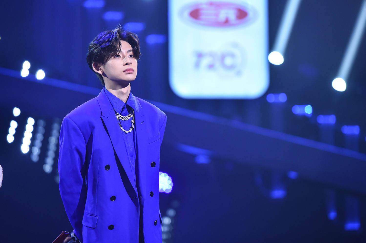 小鬼《跨界歌王》造型照更新 今晚《tiger》舞台强势来袭!