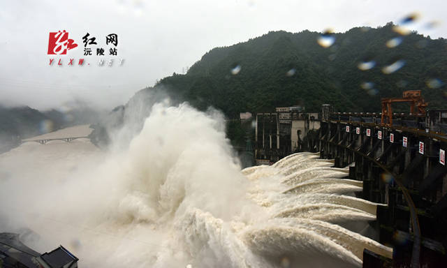 邓成纲 杜方军 田青云)7月8日上午11时,国网湖南水电公司按照省防指