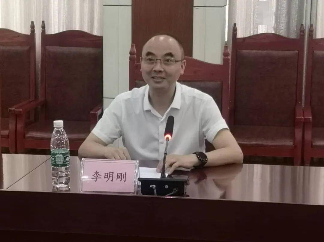 巴中市广播电视台党委书记,台长李明刚:我们相信,川东北一流广播电视