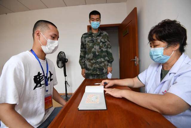 视觉南明南明征兵体检开始啦小编带你围观