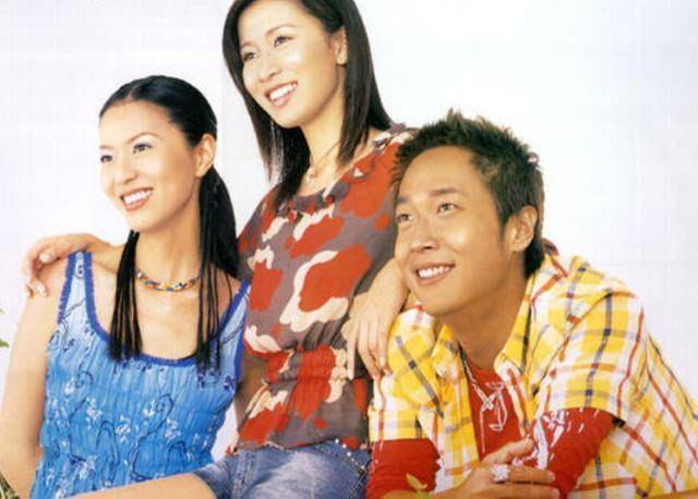 随后马浚伟就慢慢参演各大知名收视爆剧,光和佘诗曼搭档的爆剧我就看