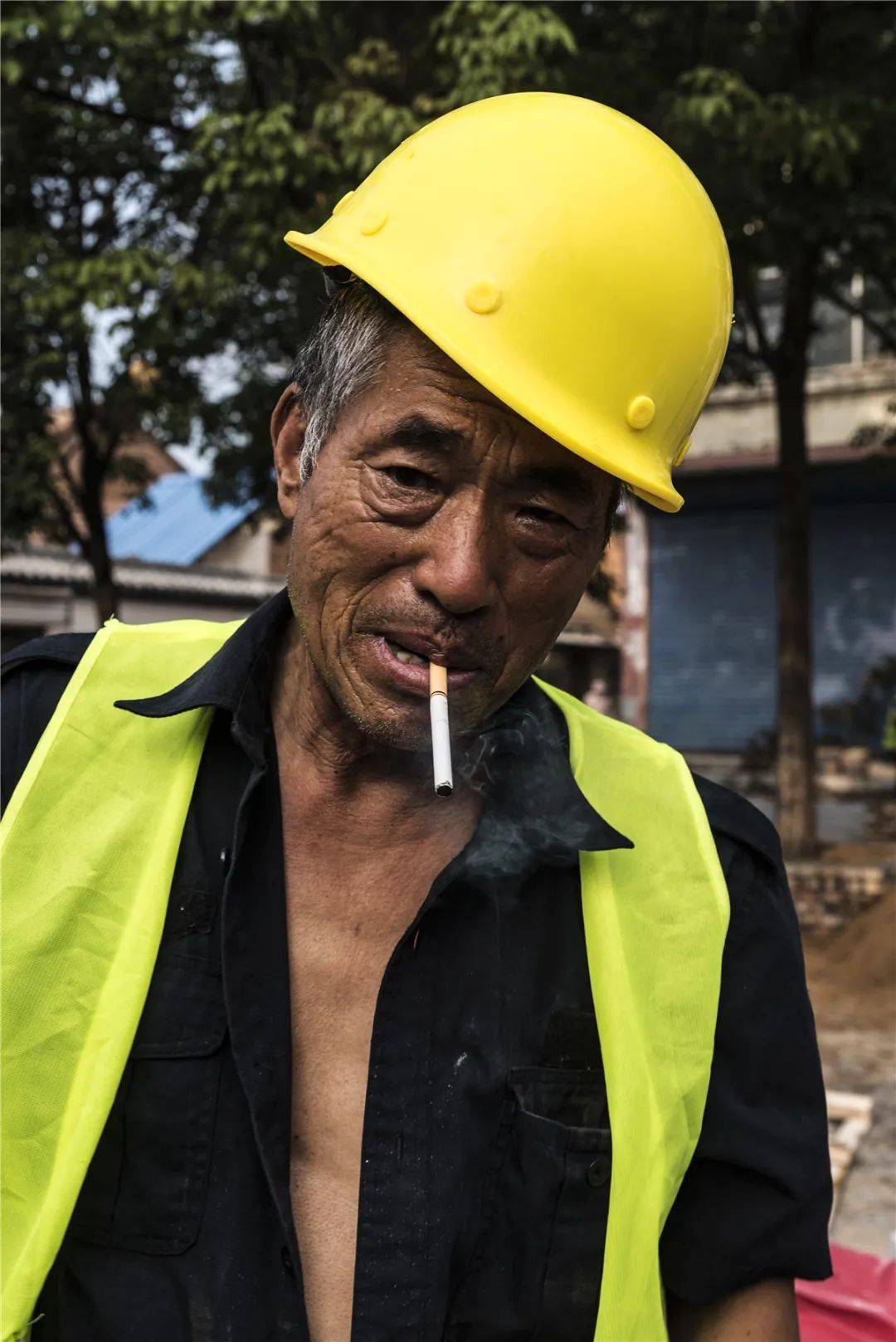 《民工大爷》《赛跑》《手舞足蹈》《我的老奶奶》《修脚师》《烟花》