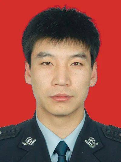 武新峰县公安局党委副书记 政委向人民承诺县退役军人事务局县住建局