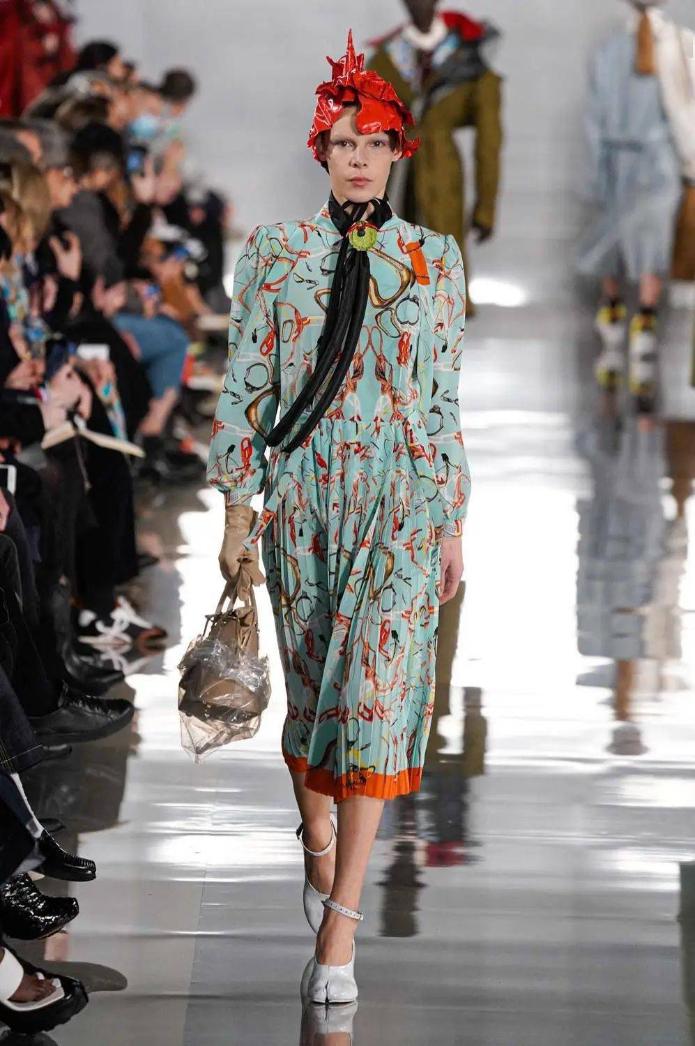 maison margiela(马丁-马奇拉)2020秋冬时装发布秀!_服装