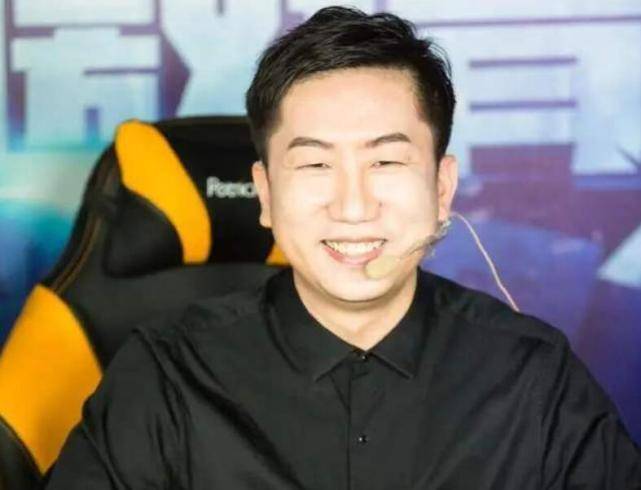 真正的csgo一哥茄子等人以多打少还是被他轻松拿五杀击败