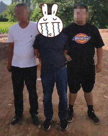 东乡公安抓获犯罪嫌疑人8名查获吸毒人员3名缴获毒品海洛因27421克