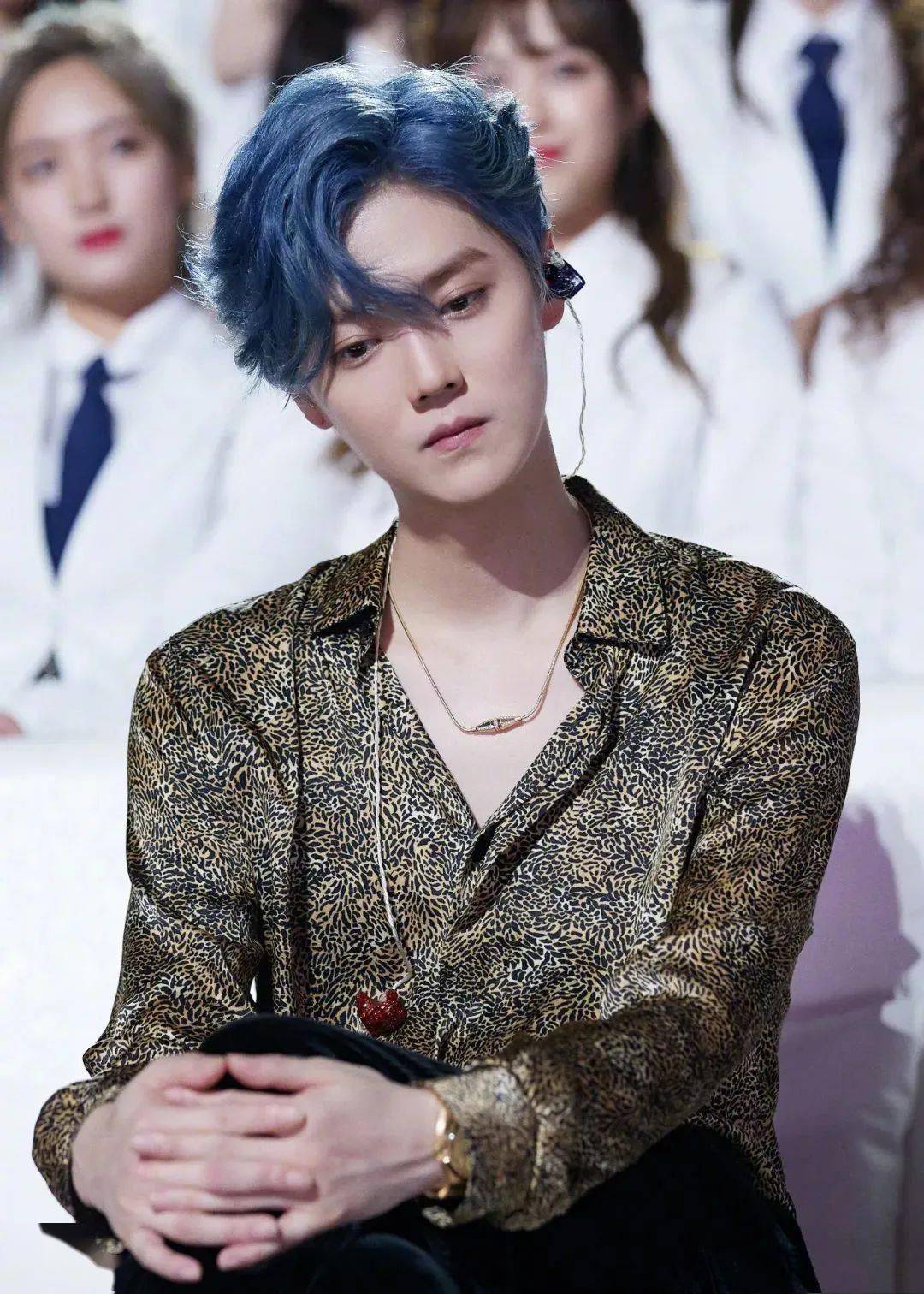 至少能凉快5℃的蓝色发!