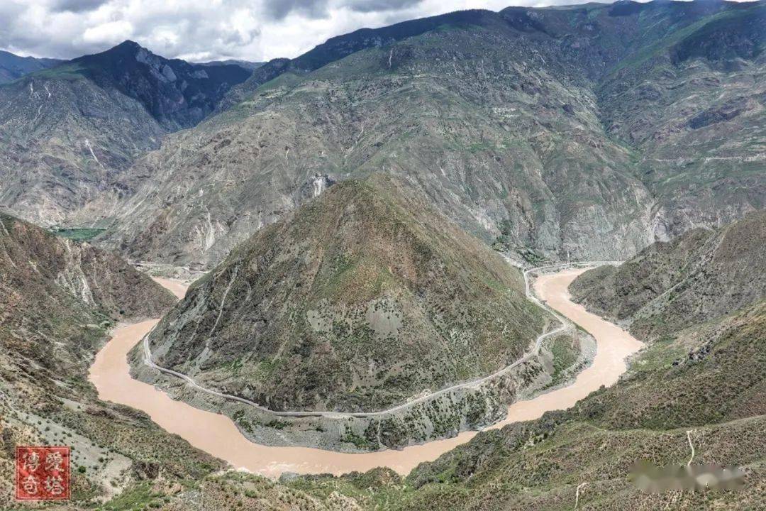 滇藏线214国道图片