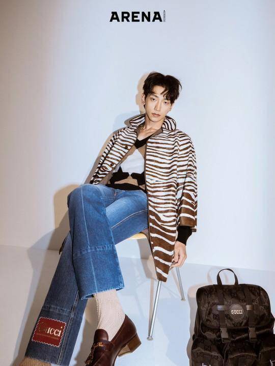 韩国艺人rain最新杂志写真曝光
