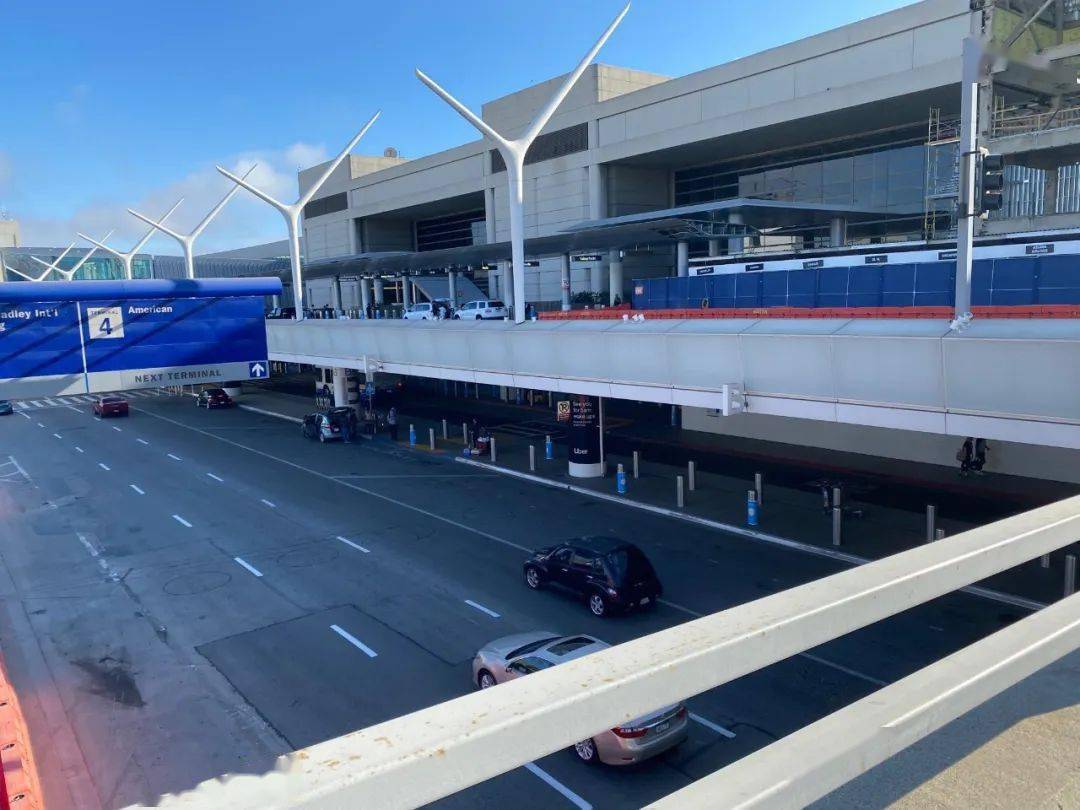 洛杉矶机场航站楼图片