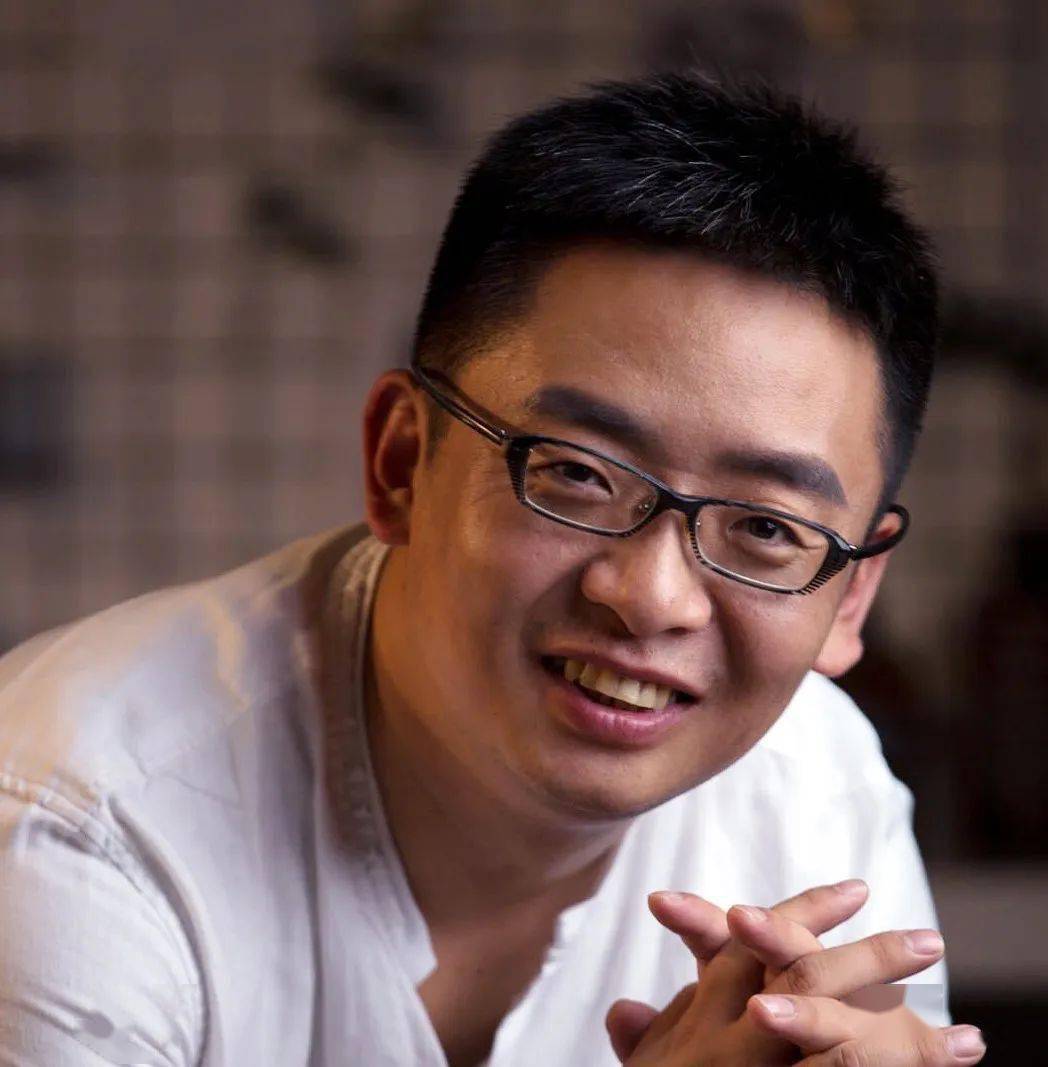 汽车是有情感和个性的动物,陈凯喜欢用镜头和光影来剖析它的美感,通过