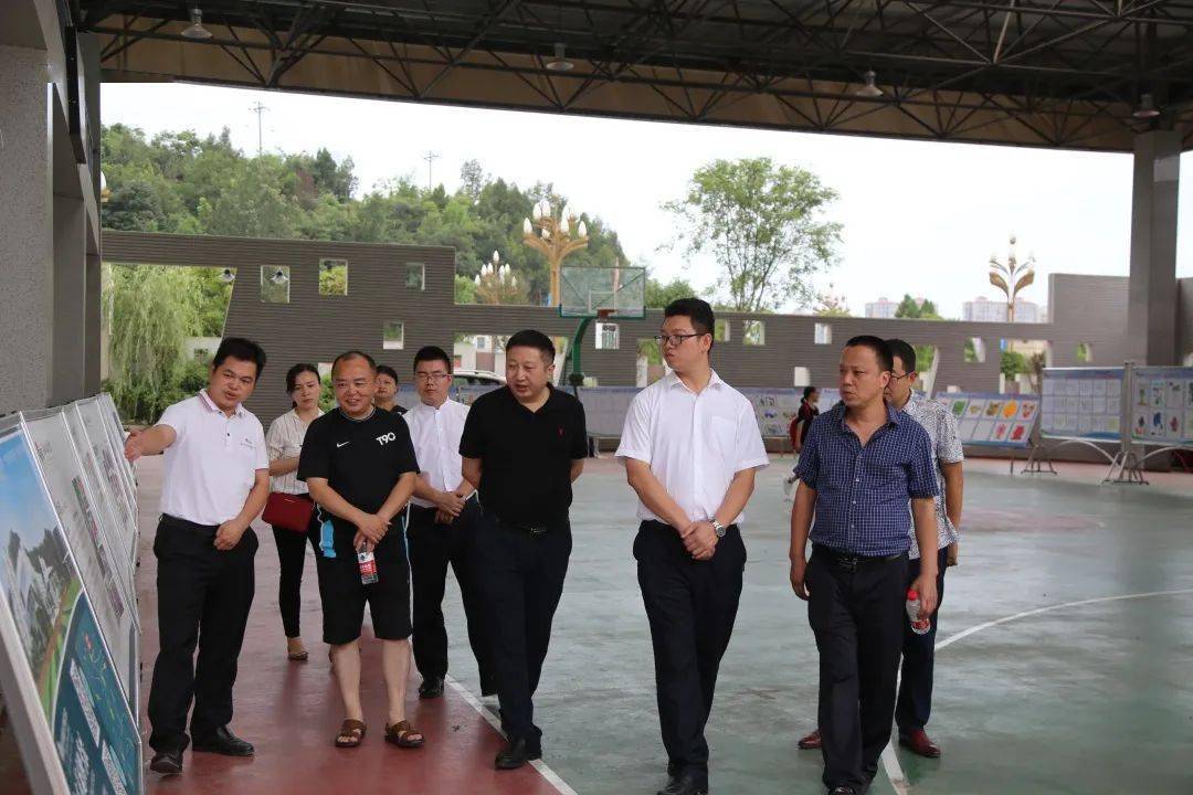 南部东辰学校迎来市教体局副局长唐永强一行调研指导67_手机搜狐网