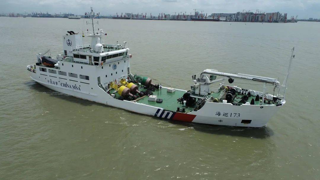 海巡173轮是目前全国交通运输系统规模最大,装备最先进的航标船,总长