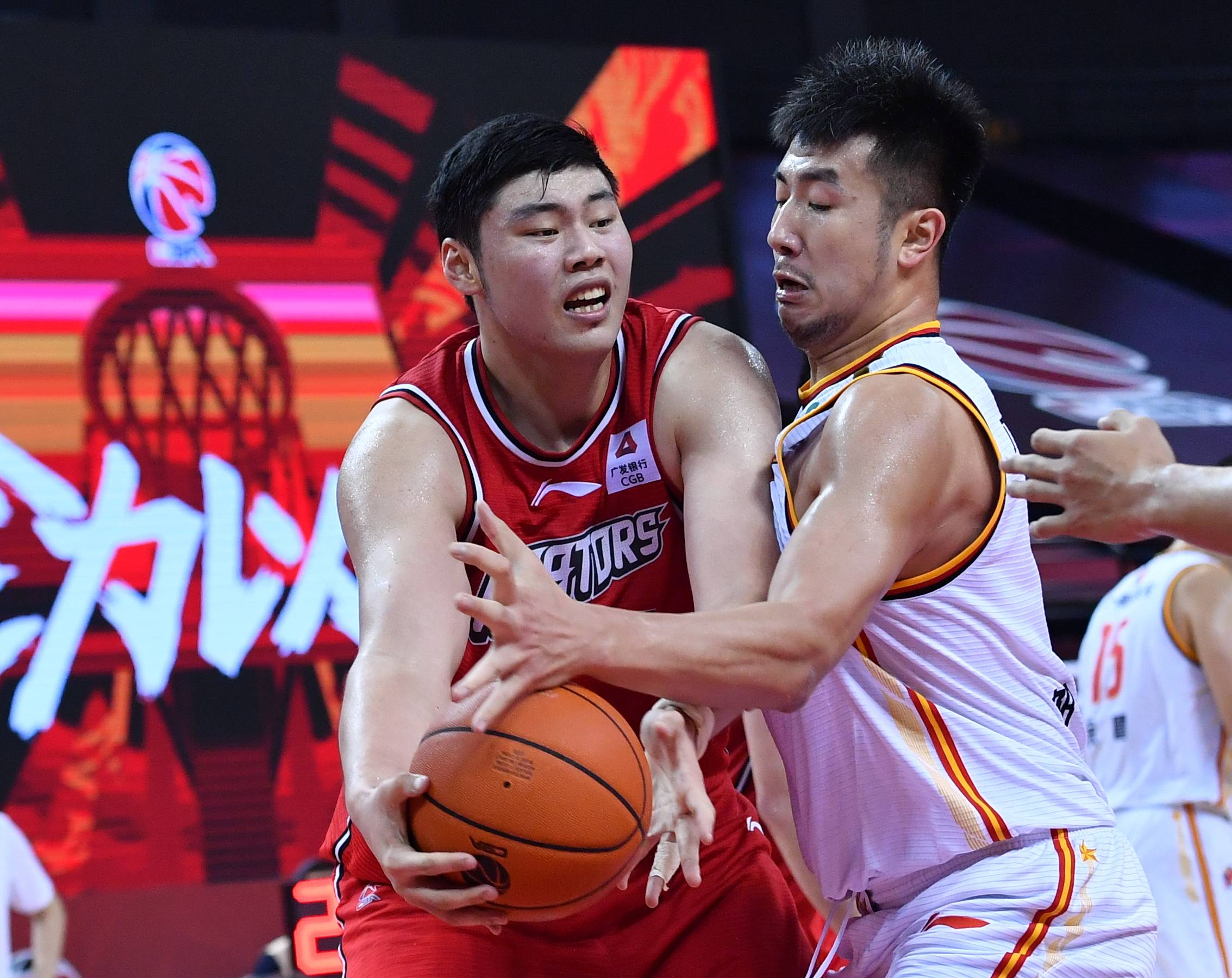 篮球——cba复赛第二阶段:八一南昌胜深圳马可波罗