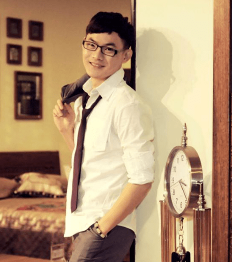 2太原综合广播主持人介绍_新闻