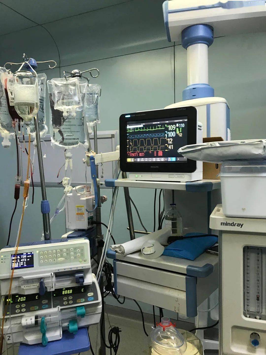 县中医院成功抢救一例急性出血性休克患者