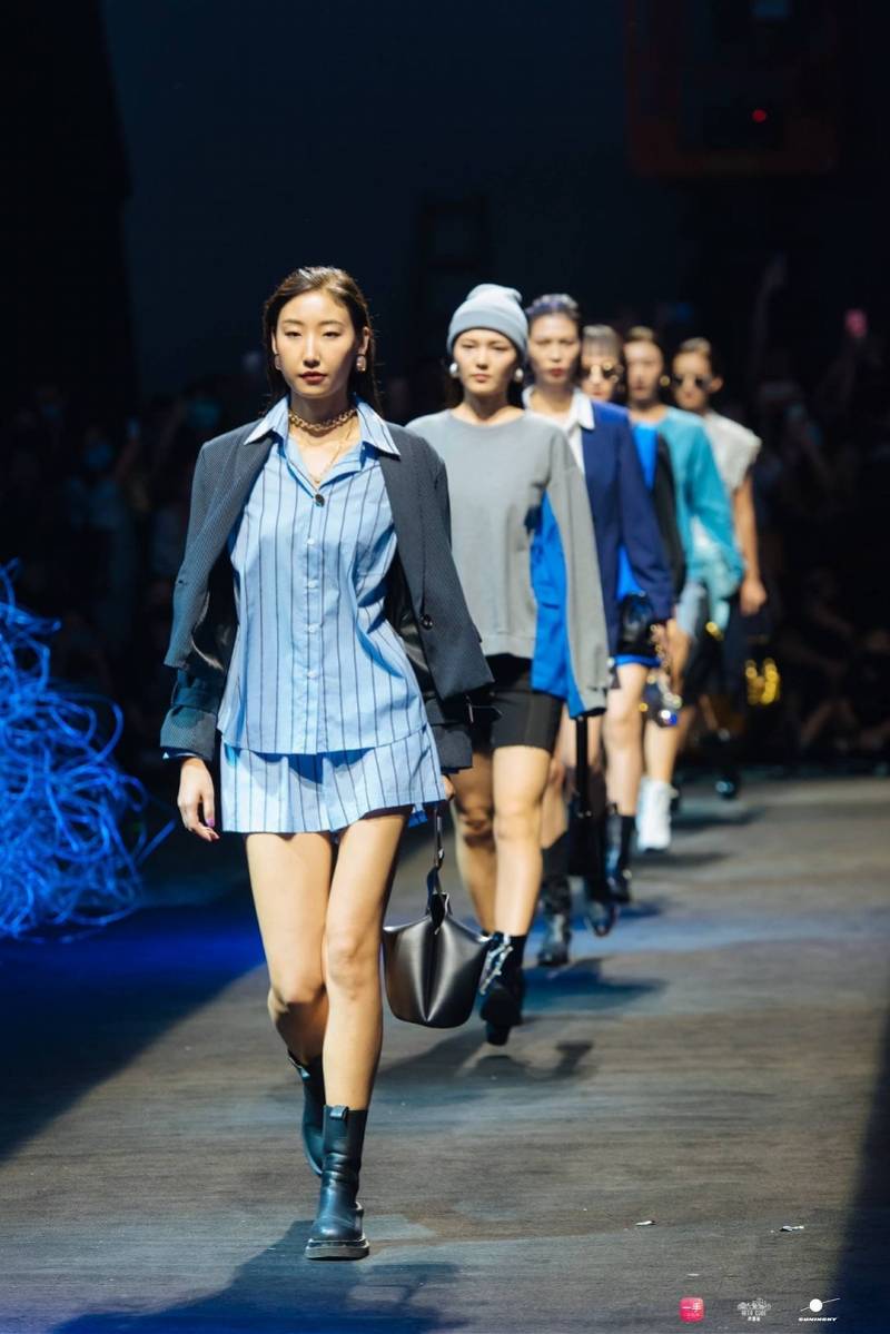 时尚周现场走秀  返回搜             责任编辑