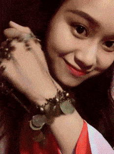 搞笑动态趣图gif天天敷面膜有作用吗