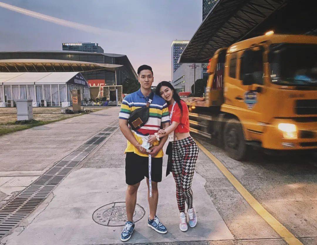 也见证了他成为继陈康之后,中国第二位获得古典健美ifbb职业卡的冠军