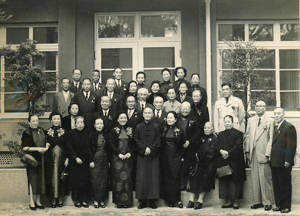 块钱的轶事:第一个十万,指的是"九一八"事变后,张学良去上海养病躲避