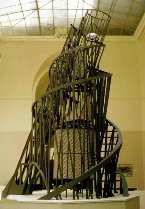 拉基米尔塔特林丨一个没能实现代表作的伟大建筑师