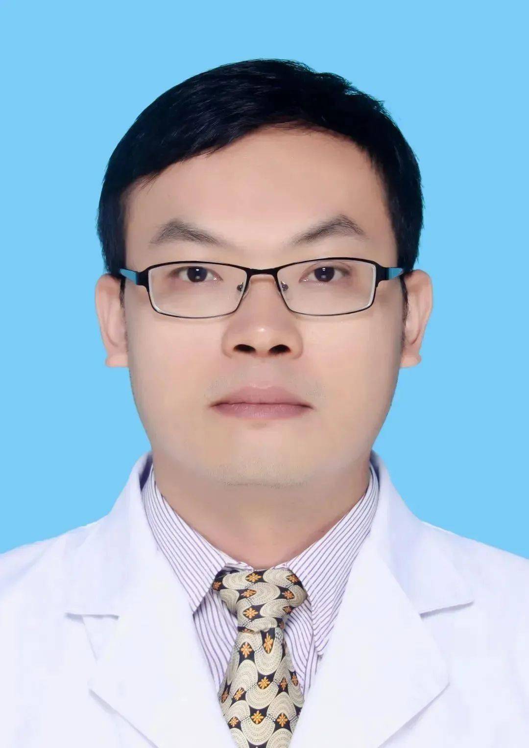 黄宇斌主治医师医学本科擅长烧伤,糖尿病足,压疮,瘢痕综合修复整形,颜