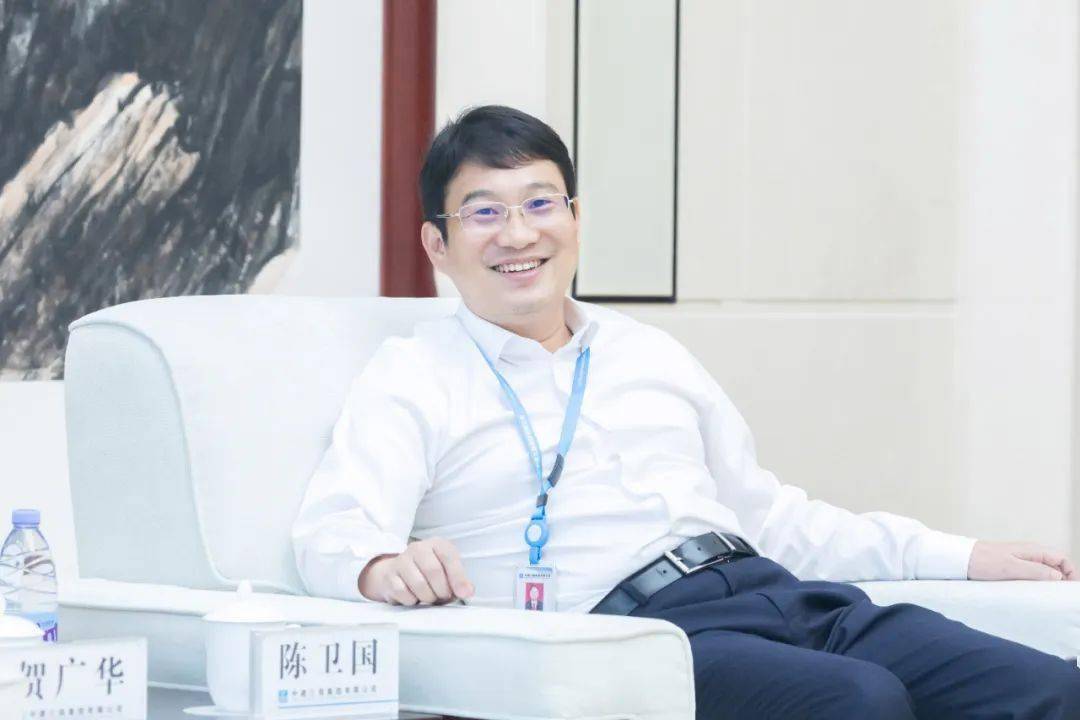 抢鲜看陈卫国与人民日报湖北分社社长贺广华会谈