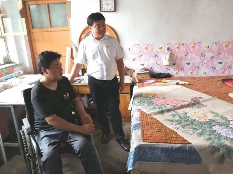 投稿丨曲周县曲周镇党委书记范敬武帮扶贫困户战脱贫