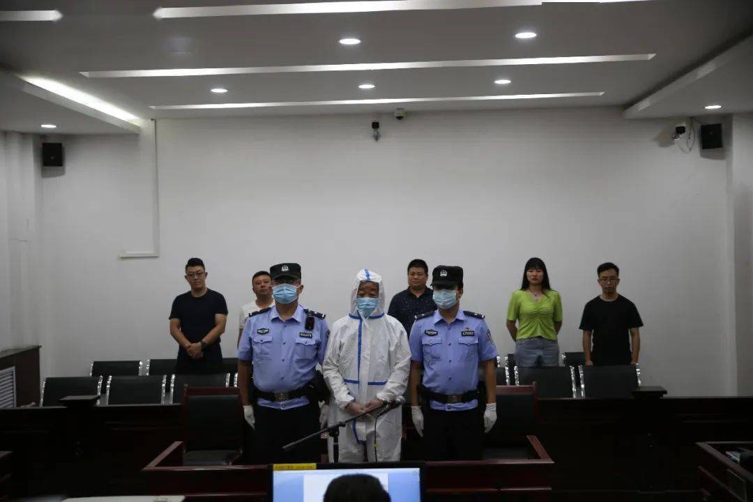 学习) 2010年8月—2014年12月 甘肃省定西市通渭县公安局副县级侦察员