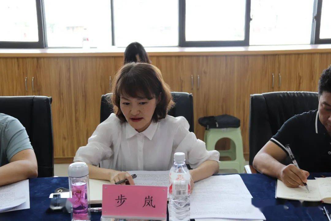 步岚主持召开海盈新能源智能化基地项目专班第七次调度会_白云区