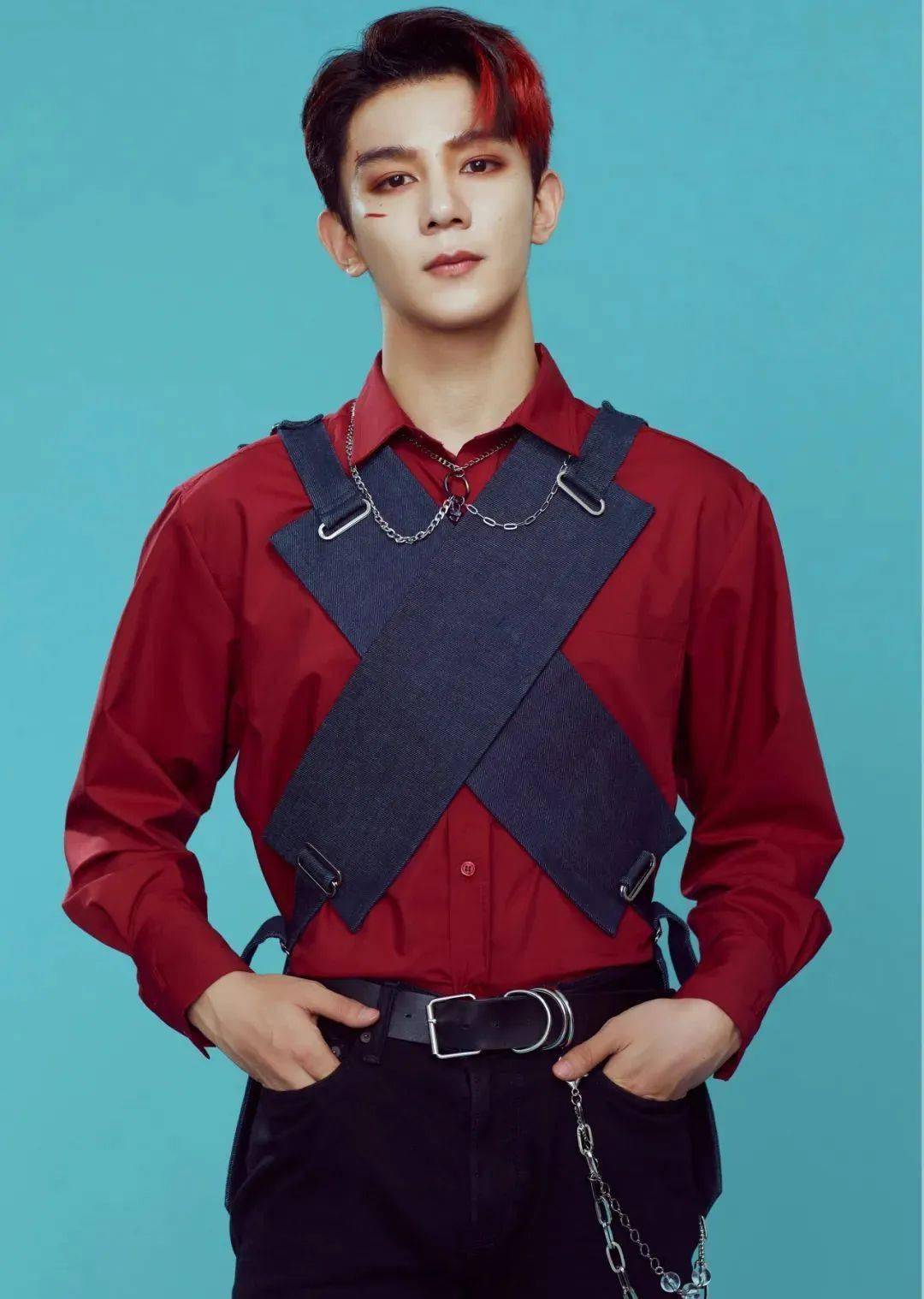 王一博的新挑染,才是这个夏天最硬核的!