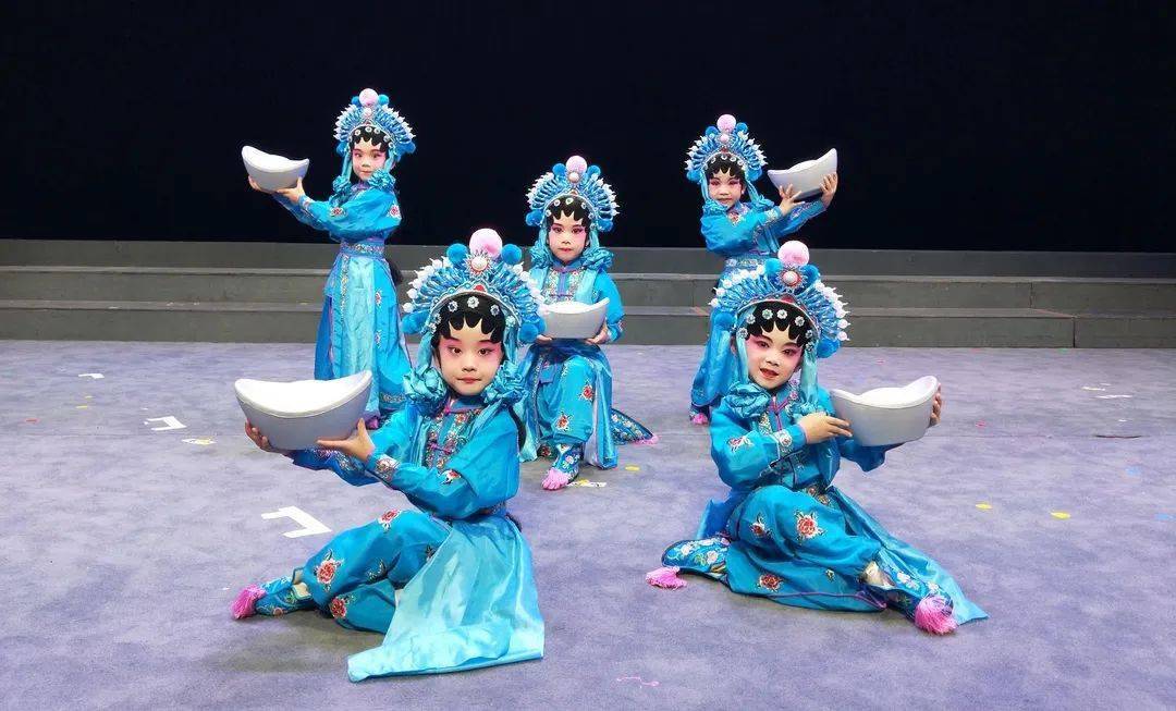 喜报丨传承粤剧文化绽放乌幼风采