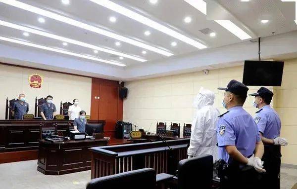 由湖州市吴兴区人民检察院依法提起公诉的池慎刚等人