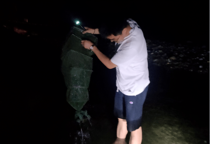 湾潭夜间"雷霆行动" 零容忍非法捕鱼