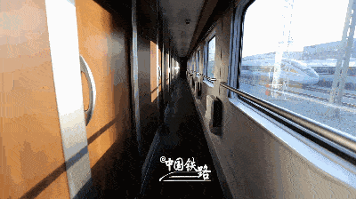 咱任丘的绿巨人动车组里面到底长啥样小编带你逛一逛