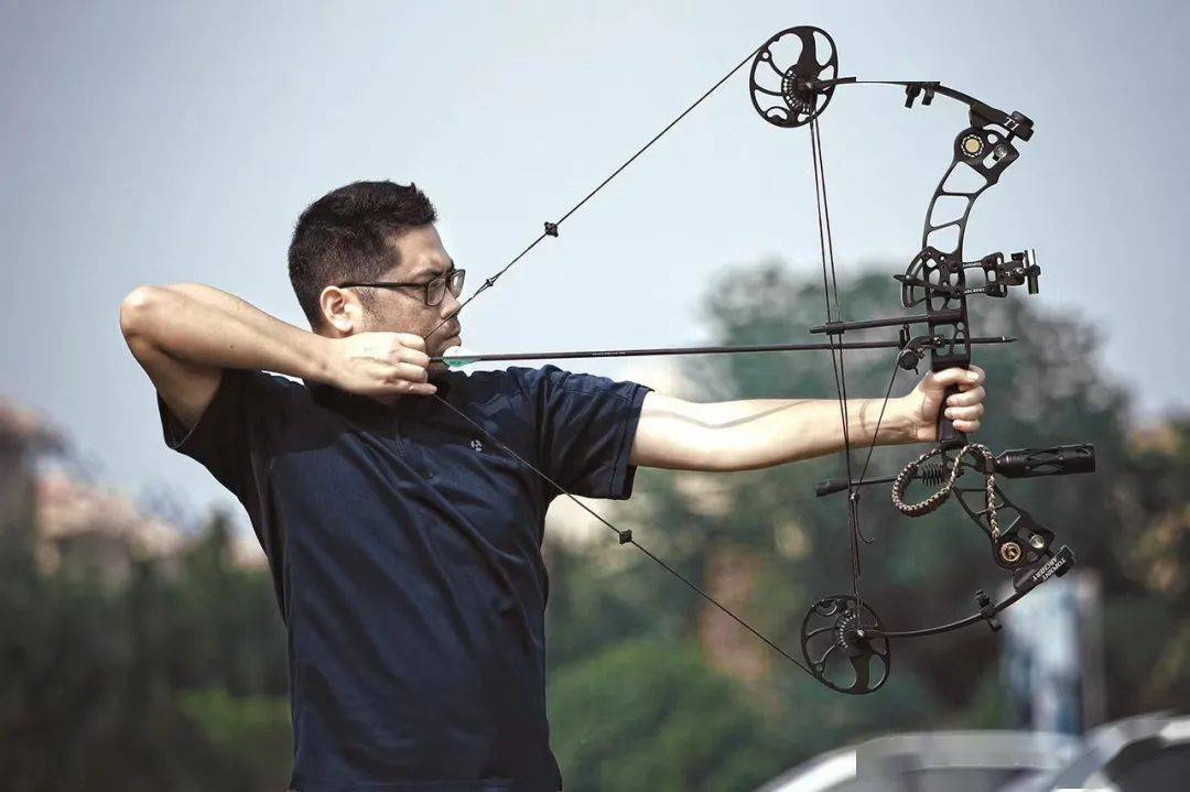 今天平湖划船哥彻底火了本尊竟是个又帅又有意思的医生