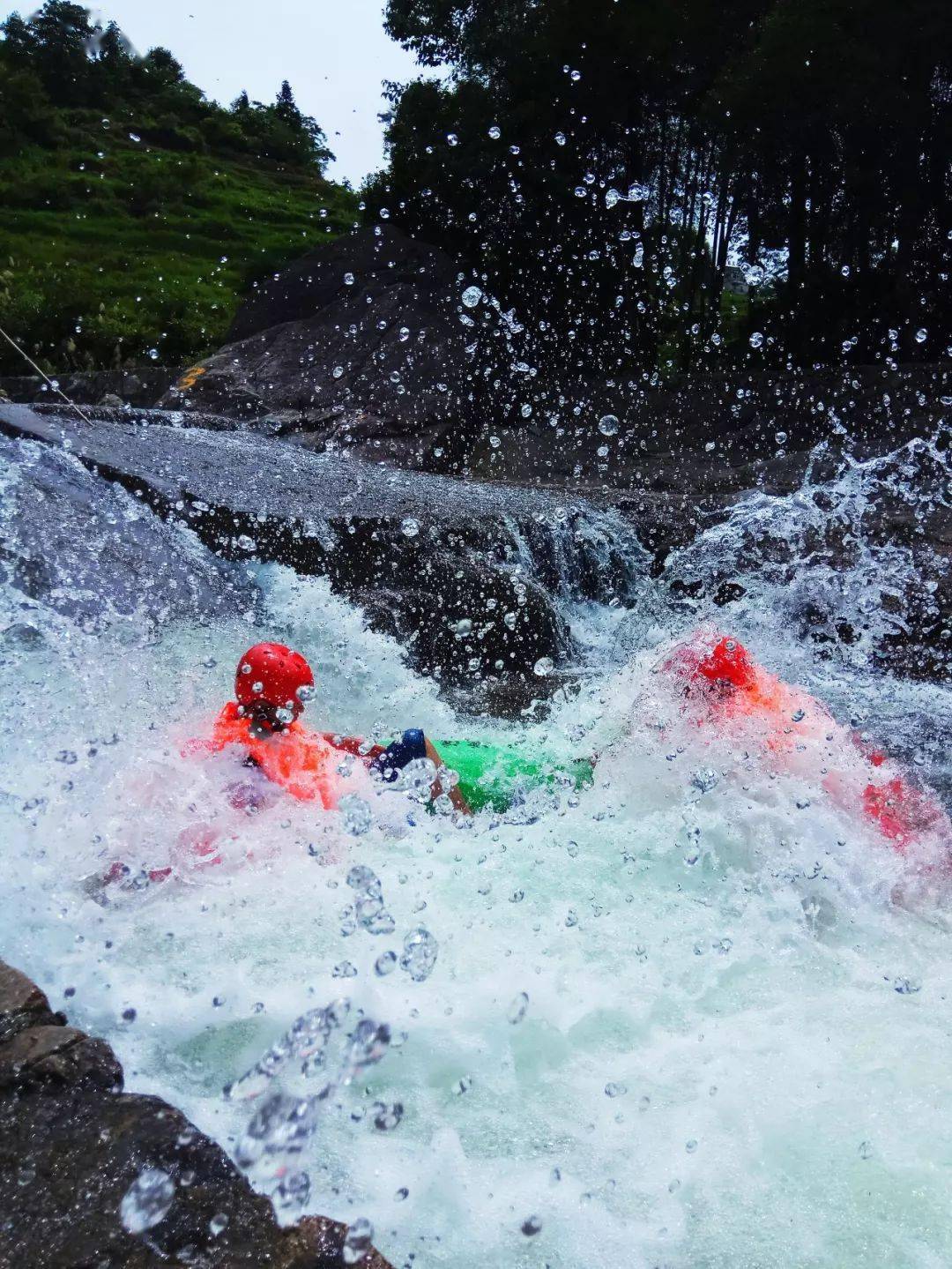 熙谷小镇武功山漂流夏日清凉一日游