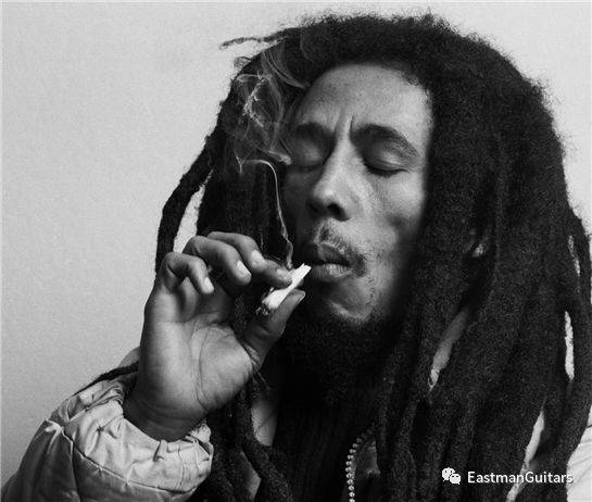 雷鬼教父bob marley雷鬼音乐的起源在1968年左右形成于牙买加