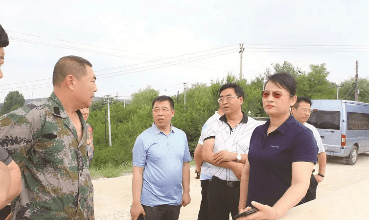 海城市副市长王丽敏深入东部山区检查防汛工作_水库