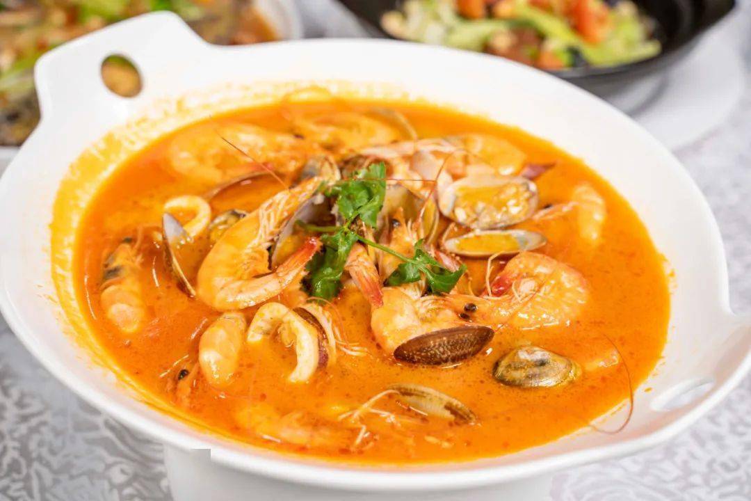 难怪这家sm附近的闽南酒楼,连我阿公阿嬷都爱去!_沙茶锅