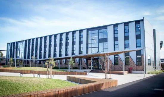 维州百强名校第60名——mckinnon secondary college,一己之力带动