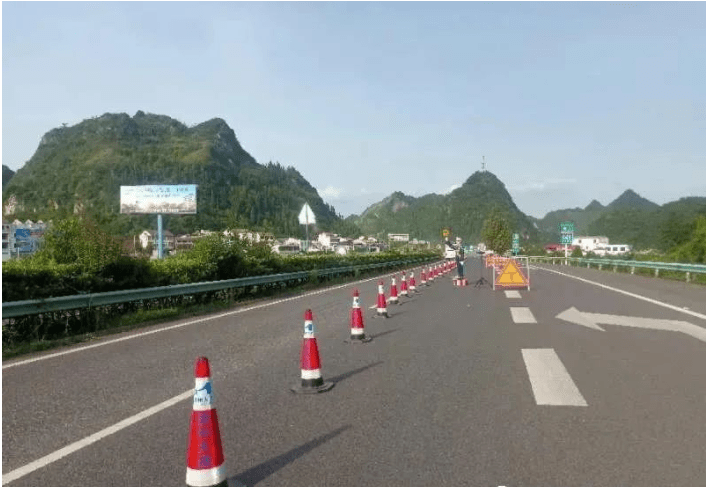 施工路段:1,沪昆高速k1904km 100m——k1910km 500m(平坝至天龙段)