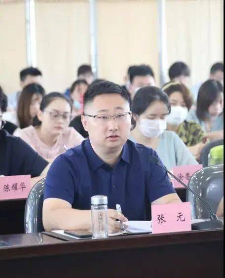 伍家岗街道党工委副书记,政法委员帅凌飞年轻干部有担当才能淬火成钢