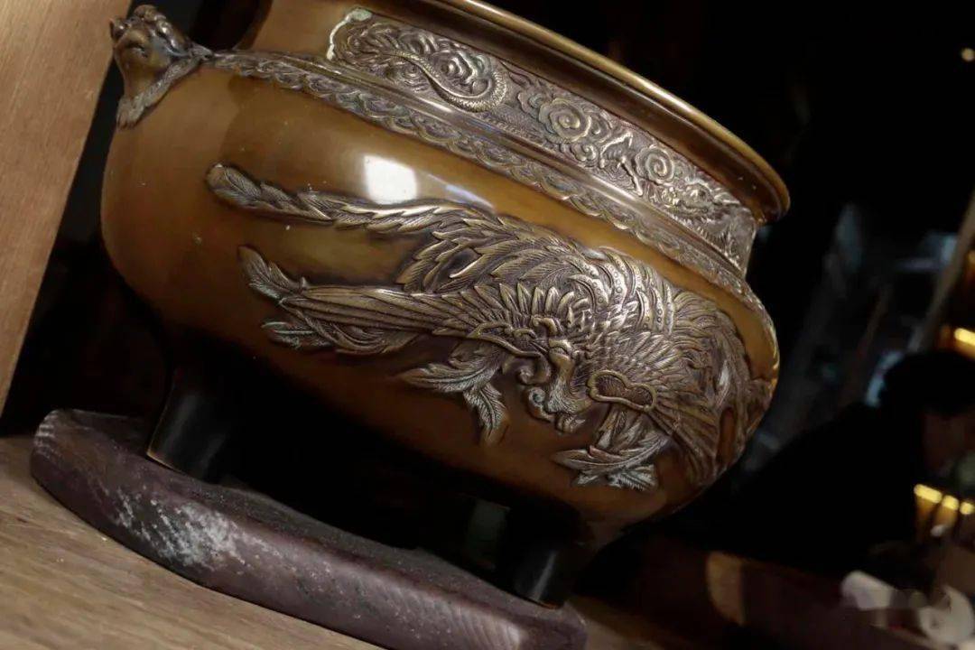 鉴赏丨五郎三郎铜凤凰纹火钵