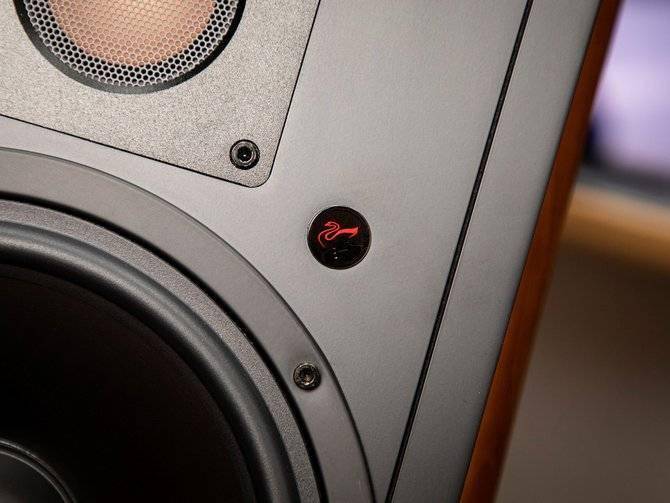 出众三分频惠威m500有源hifi客厅音箱评测