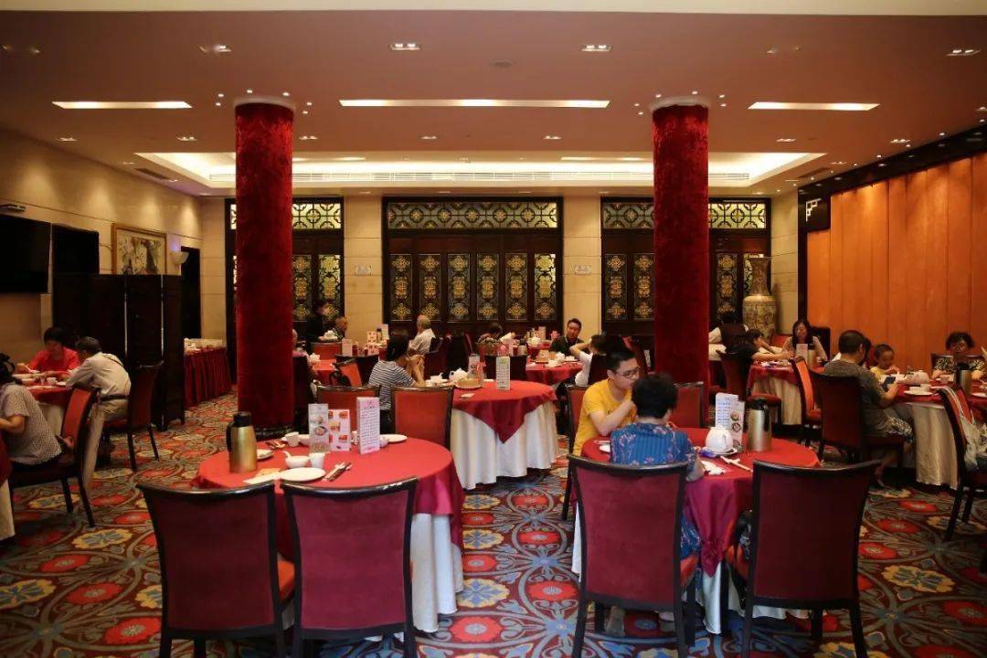 越秀餐饮店"光盘"情况怎样?现场多图直击.